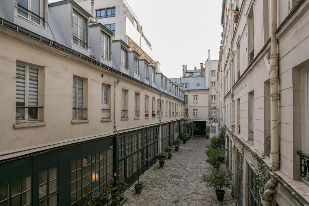 Modernized Studio - Meters From The Invalides Gardens Apartment Paris Exterior photo